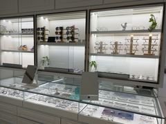 -翰佐蔡司小乐圆·依视路星趣控·暴龙眼镜折扣店