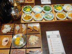 -银米·云南传统过桥米线(双廊黑金冠店)