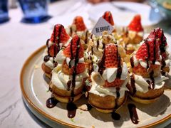 草莓忌廉华夫饼-BE BRIGHT KITCHEN(正佳广场店)