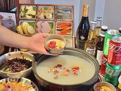 -芸鲜季·云南野生菌餐厅· 云南风物味研社(闵行店)