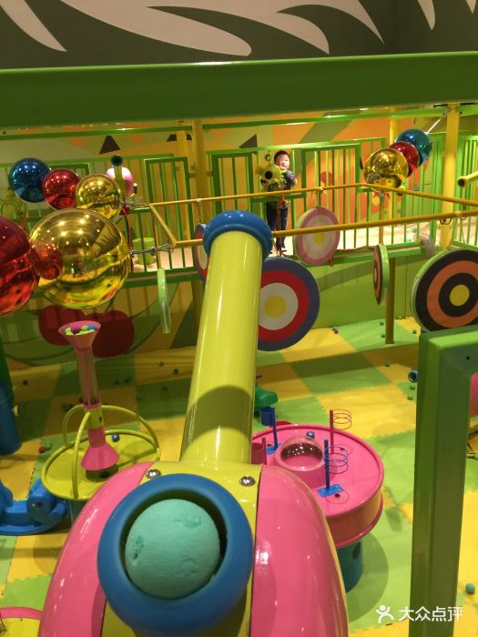 布噜么么儿童乐园图片