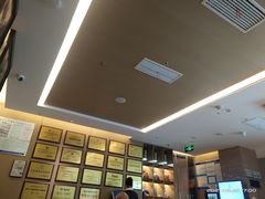-金色印象·4K影院式足体养生(杨家坪西郊店)