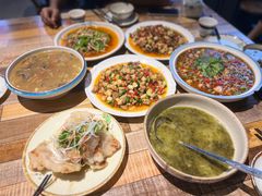 -三叔特色自贡菜(中海国际店)
