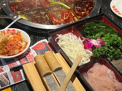 -憨孃孃·重庆老火锅(红山黑金店)