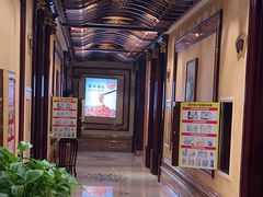 -皇宫大酒店