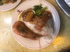 -鑫海汇海鲜烤肉火锅自助(七彩城店)
