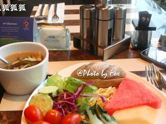 〉.〈-深圳海景嘉途酒店(东翼楼)