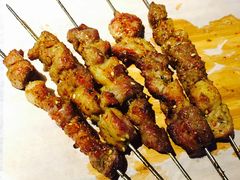 羊肉串-西街夜油条·麻团包乌饭