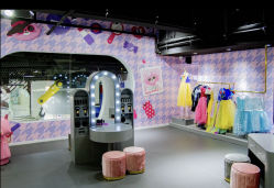 -MINI MARS KIDS CLUB亲子家庭中心(长宁天山店)