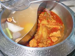 特色牛杂鸳鸯锅-左庭右院鲜牛肉火锅(浦江欢乐颂店)