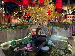 -老滇山寨•云南特色菜•地方菜•民族风情歌舞表演(金碧店)