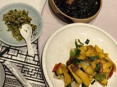 -客家大院·非遗赣南客家菜(郁孤台店)