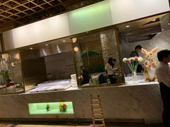 -雍和会海鲜姿造自助(湖东路店)