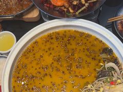 -鑫巴蜀小镇 · 水煮鱼专研店(玉桥店)