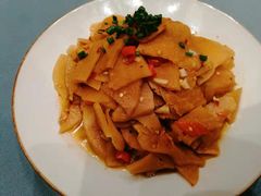 -忆江南·临江鱼馆