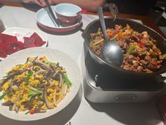 -湘西小馆(滨河路店)