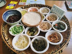 -包整·丝娃娃(一览甲秀楼风景店)