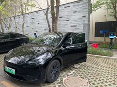 -一嗨租车(凤凰机场店)