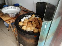 -钱记包子糕团