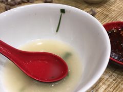 -雷祖芳老妈蹄花店