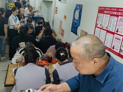 -玲玲米粉·新疆现炒米粉(大十字总店)
