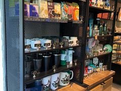 零售区-星巴克(万都店)