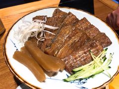娄府酥骨带鱼-娄三少春饼·烤鸭(合生汇购物中心店)
