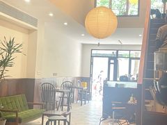 -HOLIDAY休日(后田垟巷店)