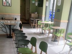 -德克士(绿地店)