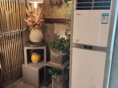 -HIGH FIVE哈福手工汉堡(桂林路店)