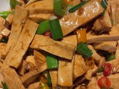 -呷湘厨·鱼汤捞饭·剁椒鱼头·辣椒炒肉(国家会展中心店)