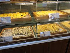 面包甜点陈列柜-清真全盛斋传统糕点(西羊市店)