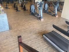 -丹绒亚路香格里拉