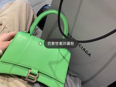 -BALENCIAGA(德基广场店)
