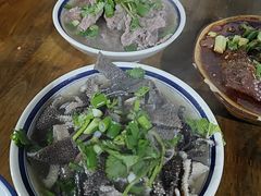 -小杨翘脚牛肉