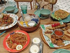 -迷你椰·泰式大排档(环球港1号店)