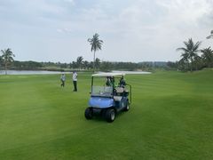 -海南鉴湖蓝湾高尔夫球会