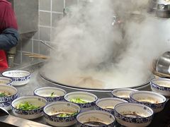 -镇南锅盖面馆(解放路店)