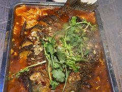 -老街烧烤大排档·地道湖北菜·龙虾馆(汉口火车站店)