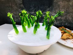 -肥仔文澳门猪骨煲(南京西路店)