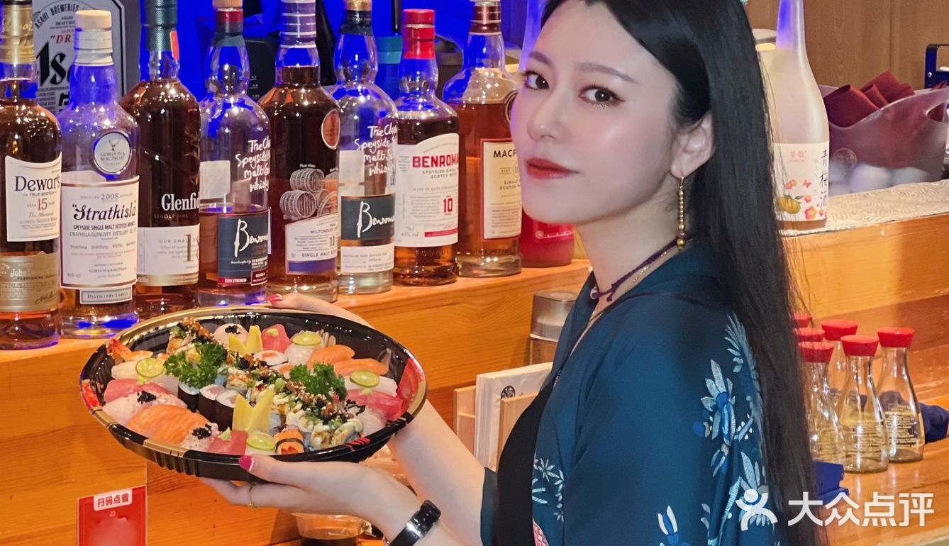 夏日能吃到的寿司大拼，野营必备拍照好美！