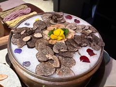 -芸山季·云南野生菌火锅(人民广场来福士店)