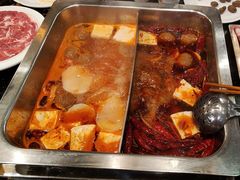 -百年川椒重庆老火锅(光谷店)