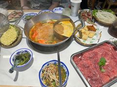 -王奋斗贵州酸汤牛肉火锅