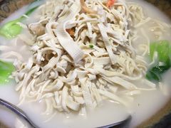 扣三丝-黛瓦里巷(南京东路店)