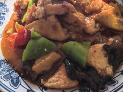 -天天向上素食餐厅(五台山店)