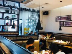 大堂-李子坝梁山鸡(北碚万达五鸡哥店)