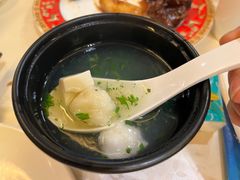 -新镇江酒家(南京西路店)