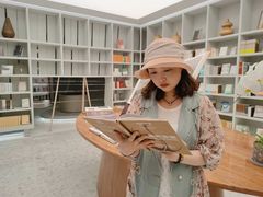 -二酉书店TOYOU BOOKS