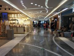 -广州白马服装市场